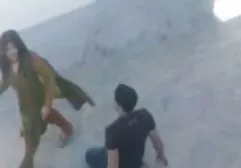 फ्रेंचवूमन अश्वेतों के सेक्सी वीडियो एचडी मूवी हिंदी में साथ घास पर चुदाई करता है।