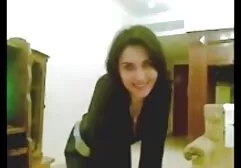 आइवी लेबेल को उसके साथी को दिया जाता है। एचडी सेक्सी मूवी हिंदी