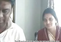 जापानी हिंदी फिल्म सेक्सी एचडी में मिलकर एक संकीर्ण आंखों वाली अप्सराओं को चोदते हैं।