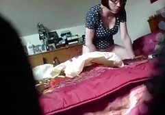 लड़की अपने एचडी एचडी सेक्सी मूवी जीवन में पहला गुदा प्राप्त करती है।