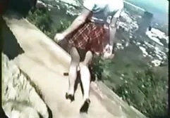 अनुभवहीन निप्पल पहली हिंदी सेक्सी फुल मूवी एचडी बार आउटडोर blowjob देता है