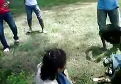 भूरे बालों वाली महिला को लंबे समय तक एचडी सेक्सी मूवी हिंदी में चोदना पसंद है।